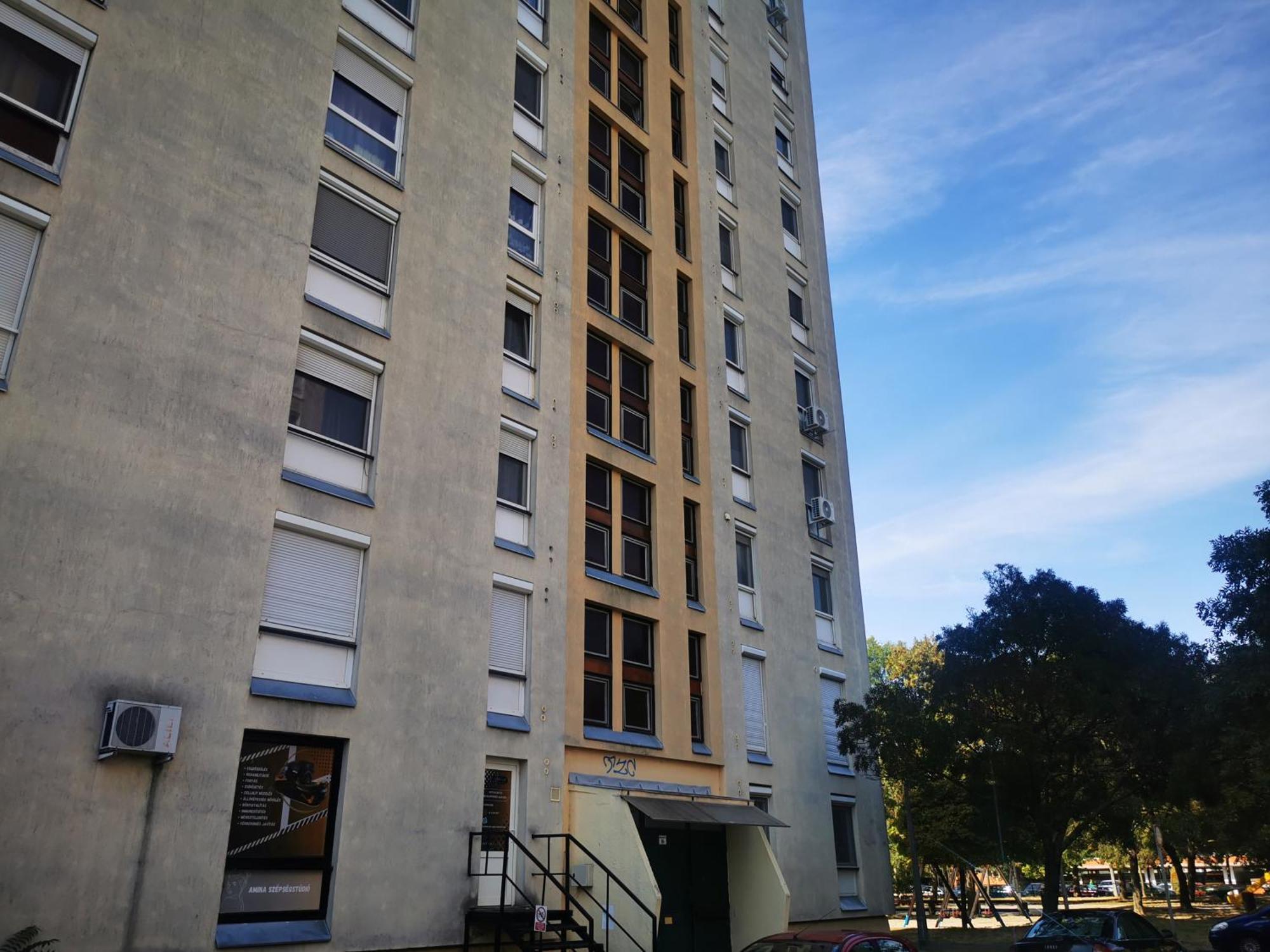 Central Park Apartman Szekszárd Esterno foto