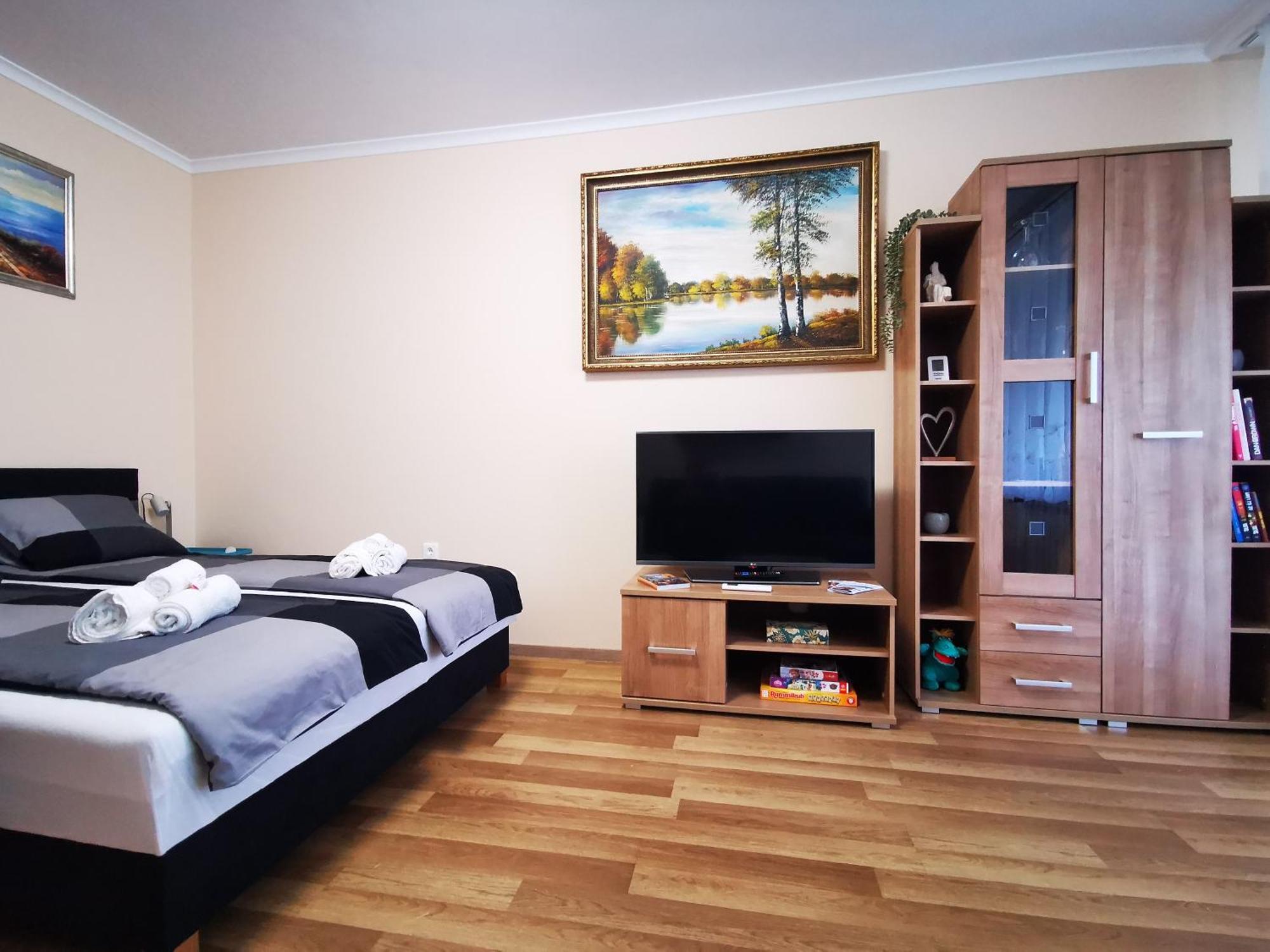 Central Park Apartman Szekszárd Esterno foto